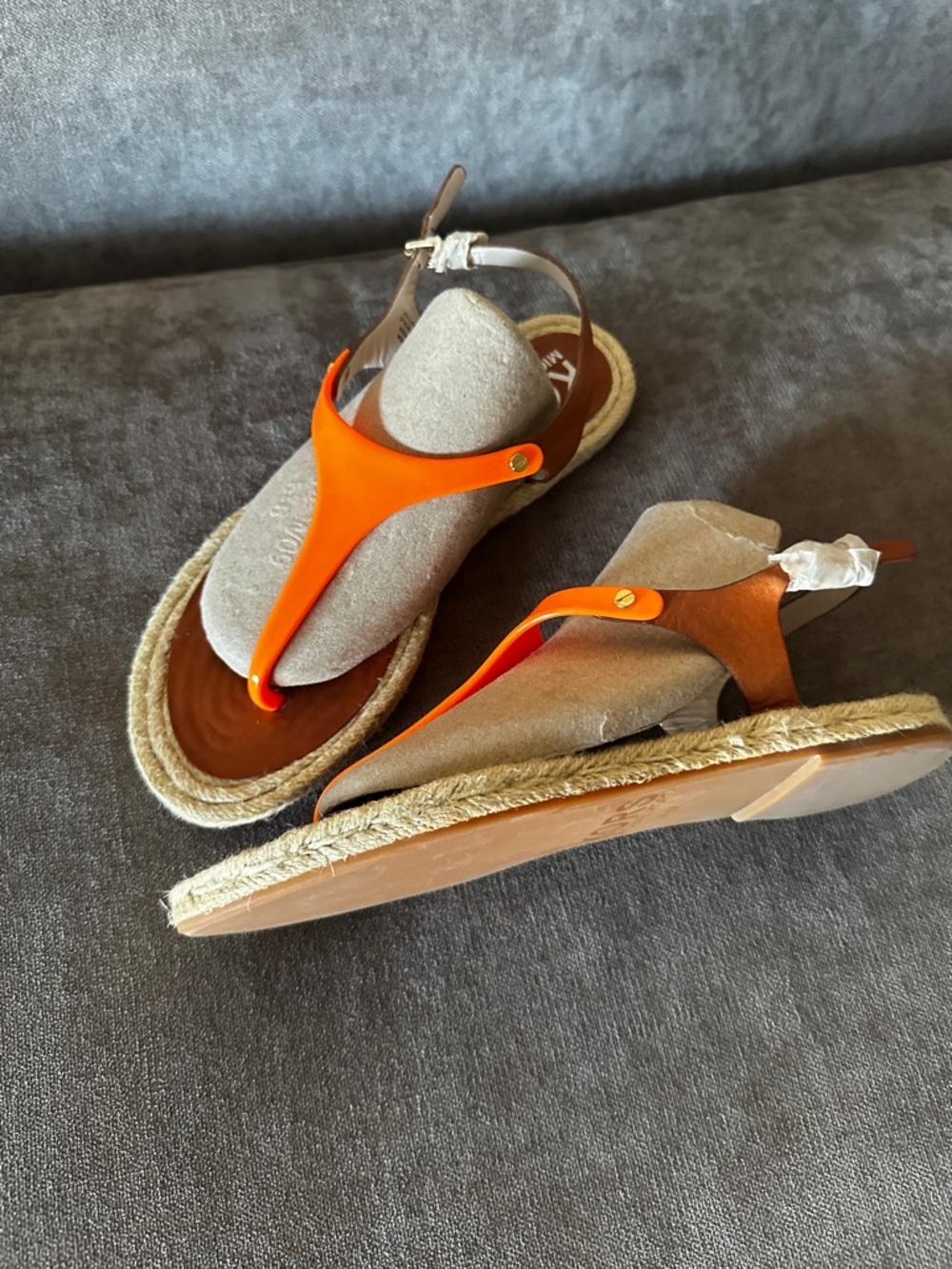 MICHAEL KORS Stephy Orange and Brown Espadrille Rubber & Leather Thong Sandals 6